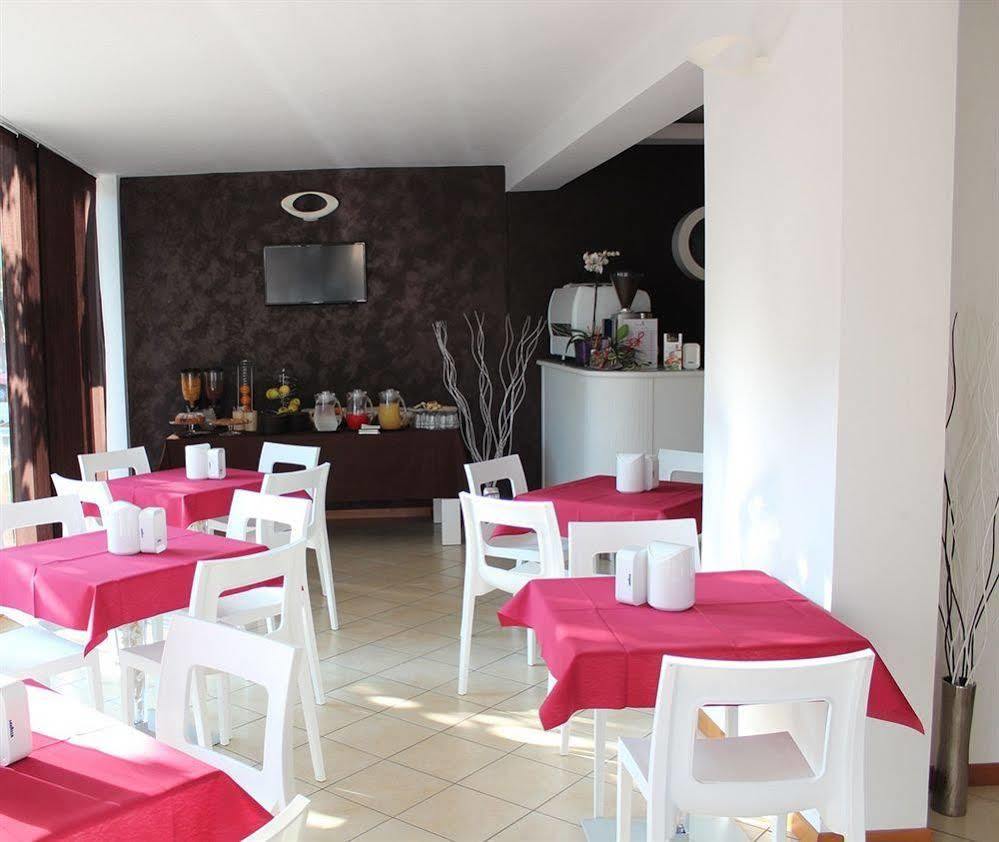 Residence Cigno Rimini Dış mekan fotoğraf